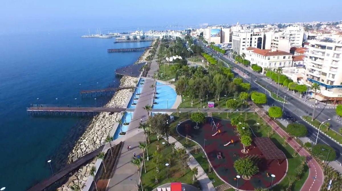 City Pearl - Modern 2 Bed Sea View Apt In City Centre Limassol Ngoại thất bức ảnh